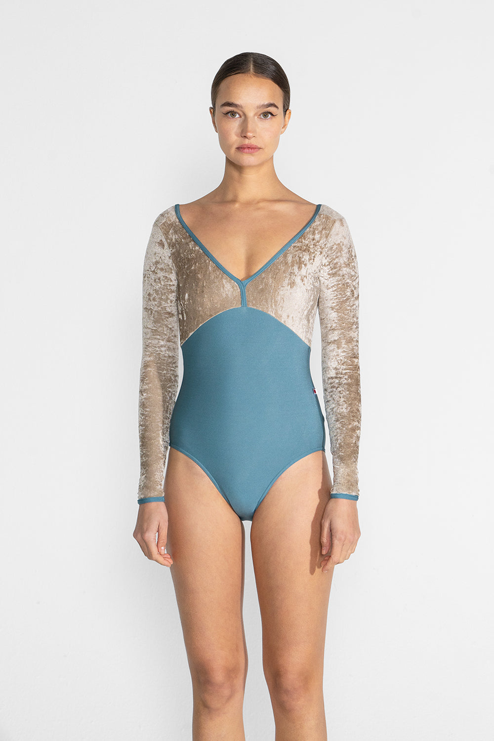 Alicia leotard in N-Frost body color with CV-Toffee top color & long sleeves and N-Frost trim color