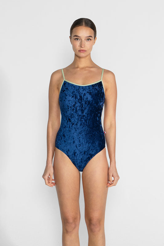 Kiki leotard in CV-Dark Blue body color with T-Pistachio trim color