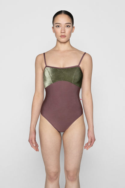 Denise leotard in N-Phoenix body & trim color with V-Safari top color