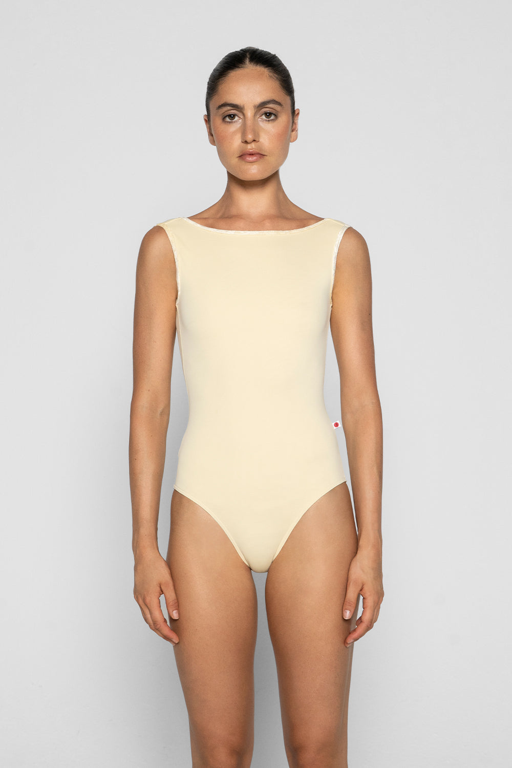 Sofiane leotard in T-Vanilla body color with CV-Vanilla trim color