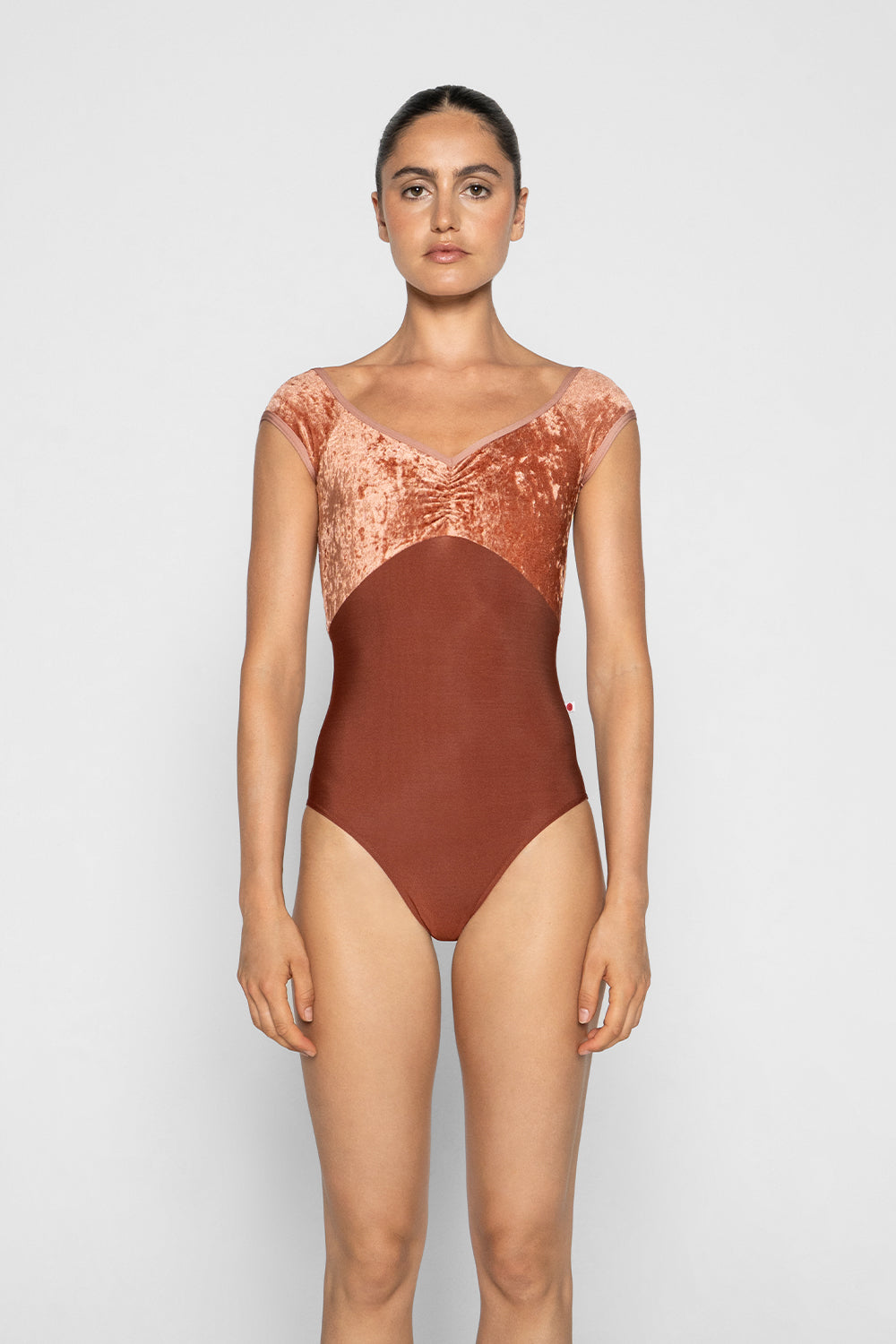 Elli leotard in N-Bronze body color with CV-Amaretto top color and N-Rosewood trim color