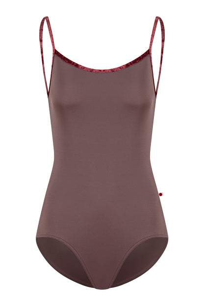 Kiki leotard in T-Phantom body color with CV-Garnet trim color