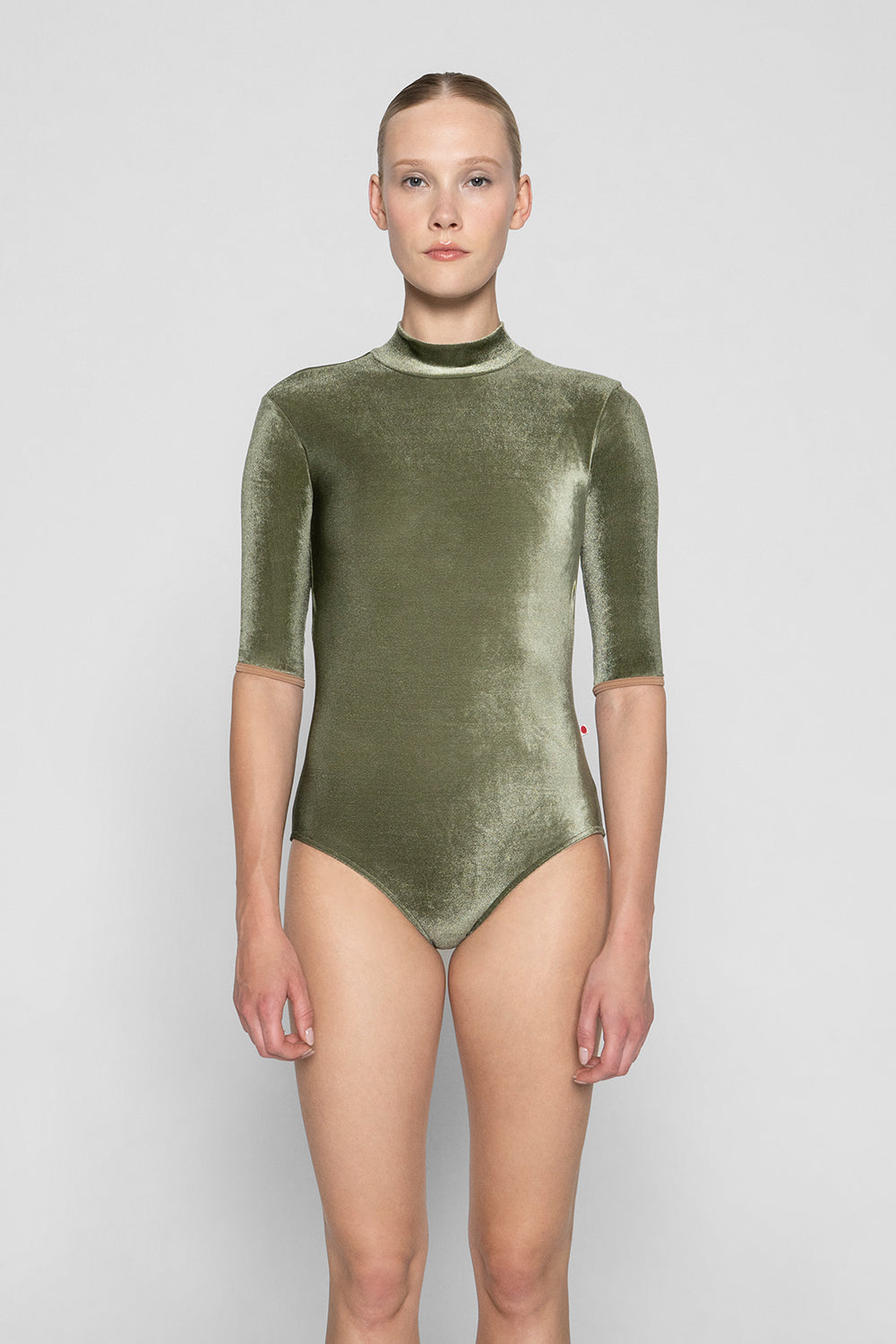 Kumiko leotard in V-Safari body color & half sleeves and T-Sepia trim color