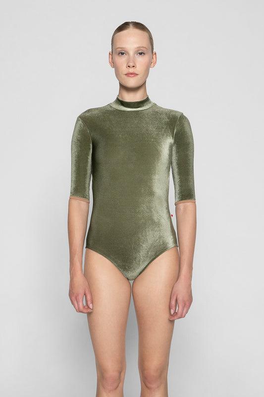 Kumiko leotard in V-Safari body color & half sleeves and T-Sepia trim color