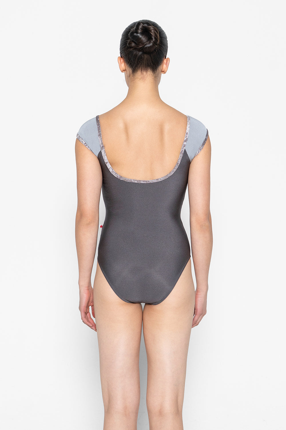 Wendy leotard in N-Shadow body color with N-Sterling sleeve color and CV-Phantom trim color