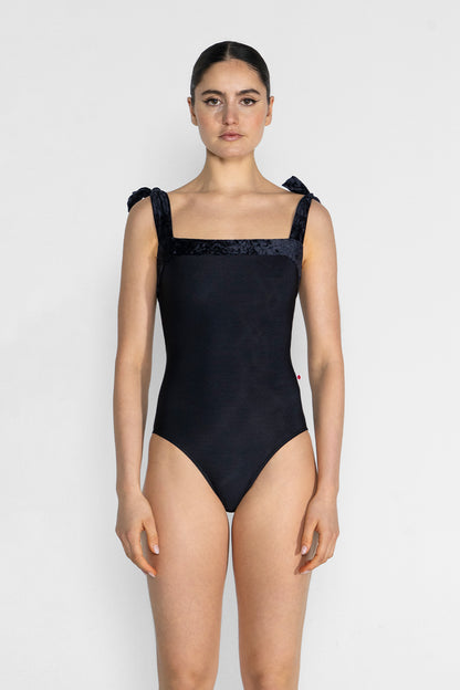 Mimi leotard in N-Black body color with CV-Black top color